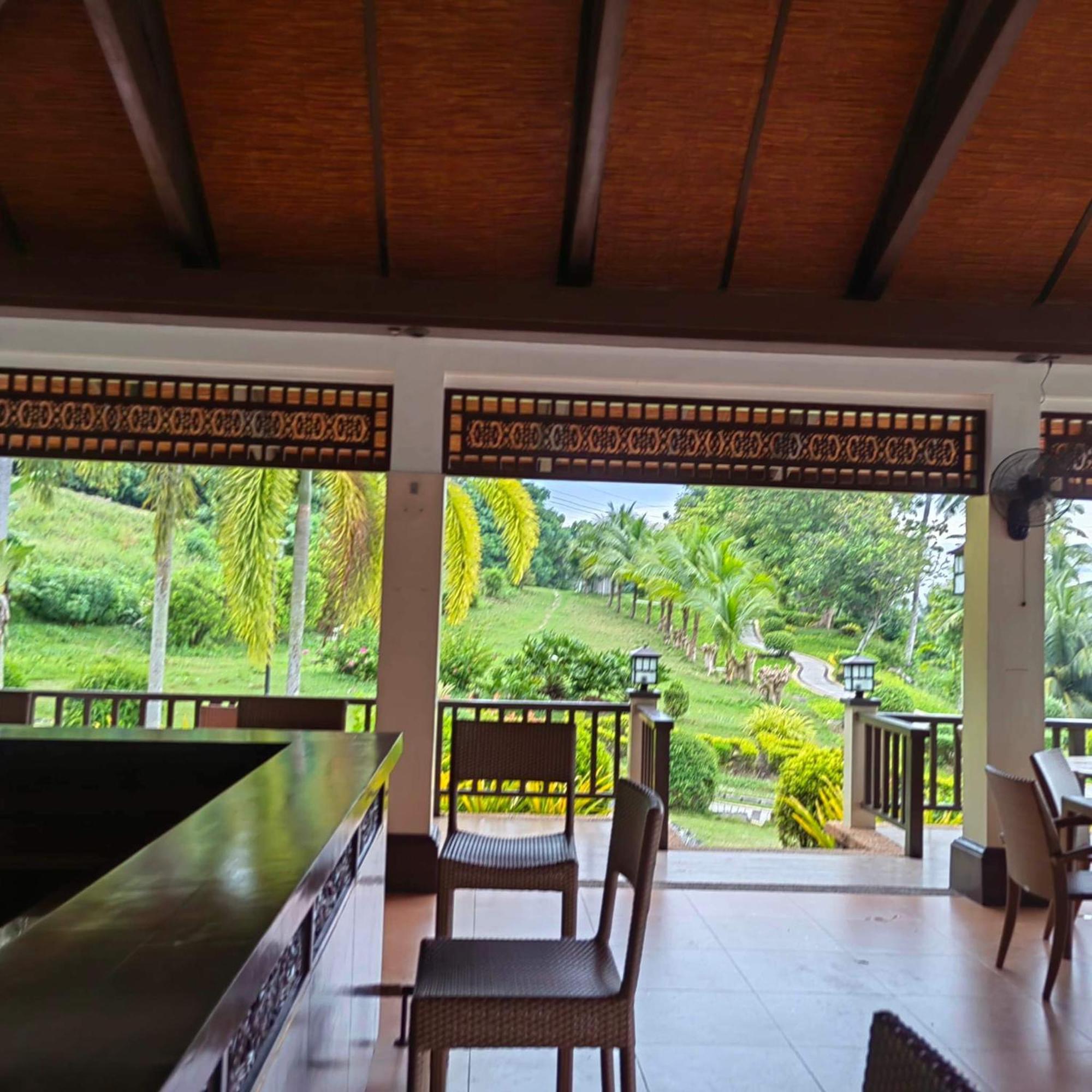Kembali Condo Resort With Sea View Davao Stadt Exterior foto