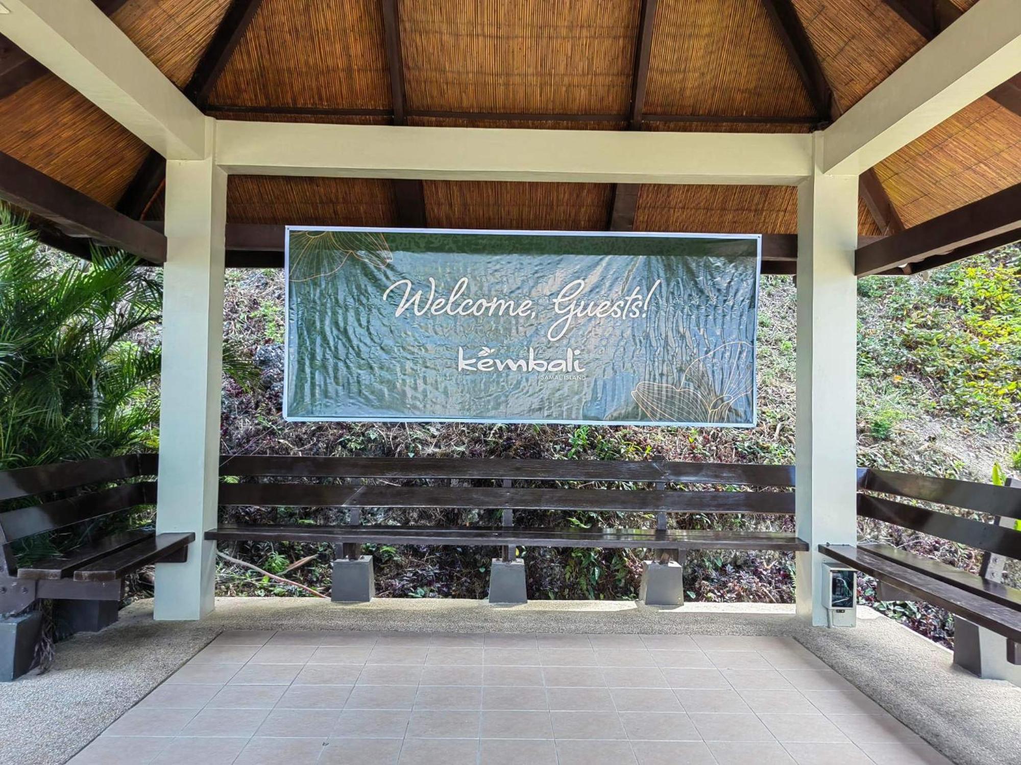 Kembali Condo Resort With Sea View Davao Stadt Exterior foto