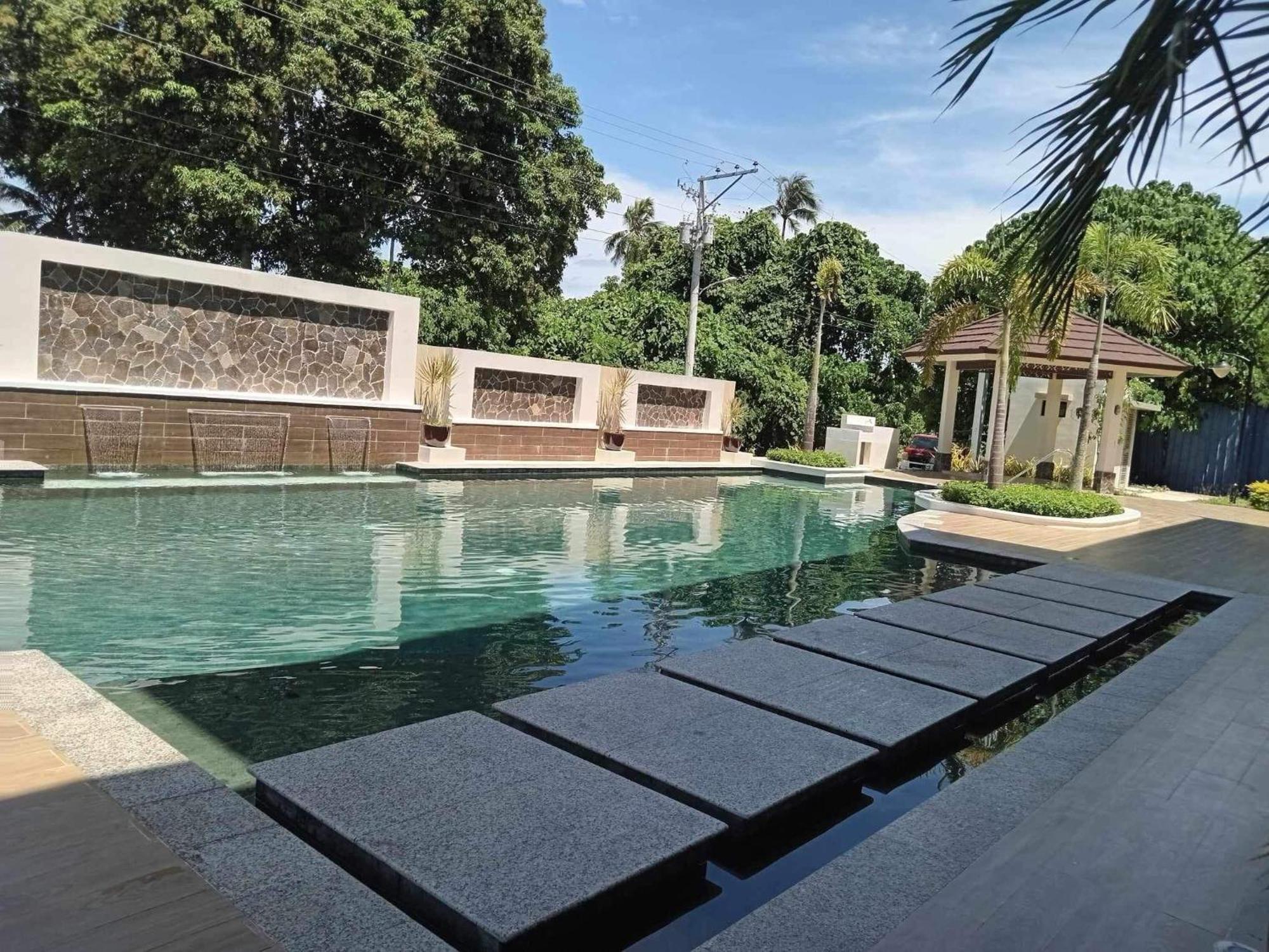 Kembali Condo Resort With Sea View Davao Stadt Exterior foto